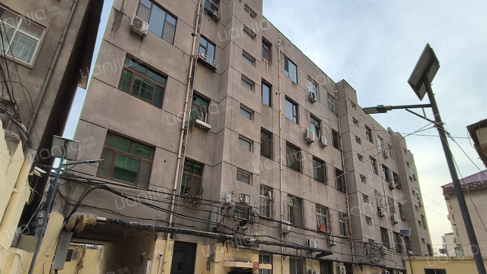 剧团宿舍外景图