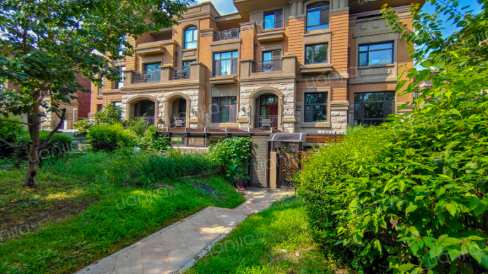 观澜湖别墅外景图