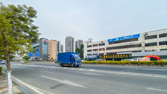 坦背东二马路外景图