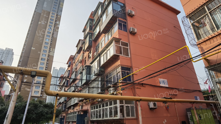 锅炉厂宿舍外景图