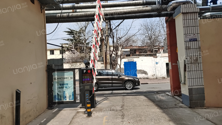 县医院家属楼外景图