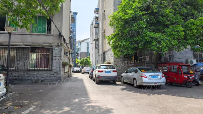 宝生街169号外景图