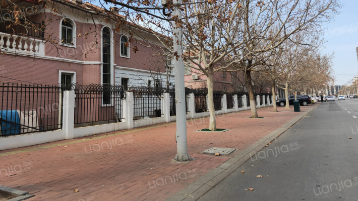 富源别墅外景图