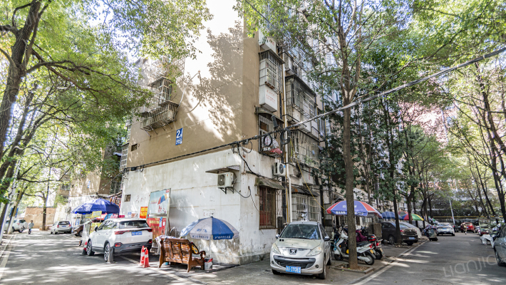 枫树岸小区外景图