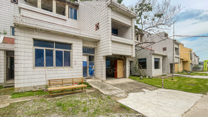 仙坪东路外景图