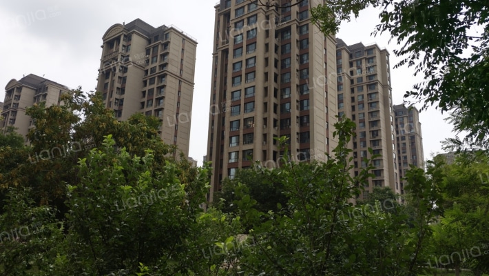 海上国际城外景图