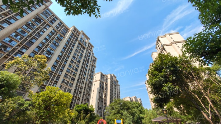 旭辉华庭外景图