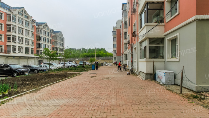 玉潭小区外景图