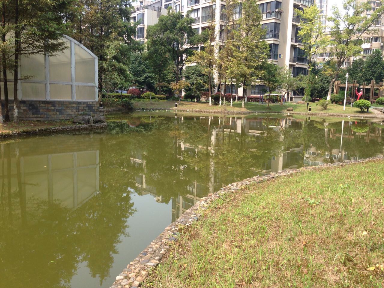 Linjiang Garden compound photo 31