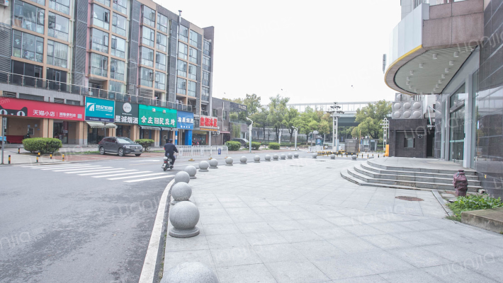 湘隆时代商业中心外景图