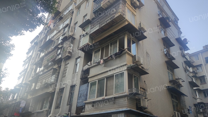 桂苑西村外景图