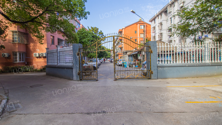 蔚斗新村新堰头外景图