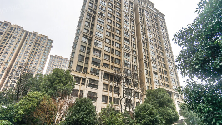 尹山湖景花园二期外景图