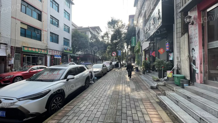 云岭小区外景图