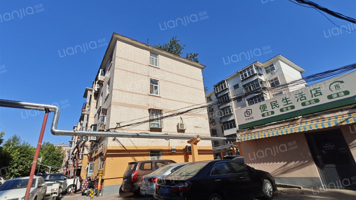 石飞宿舍外景图