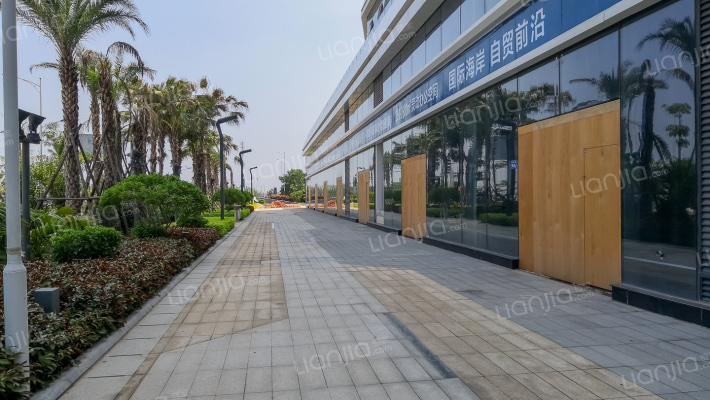 舜弘国际中心外景图