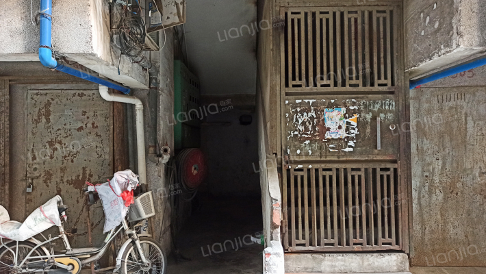 华园小区外景图