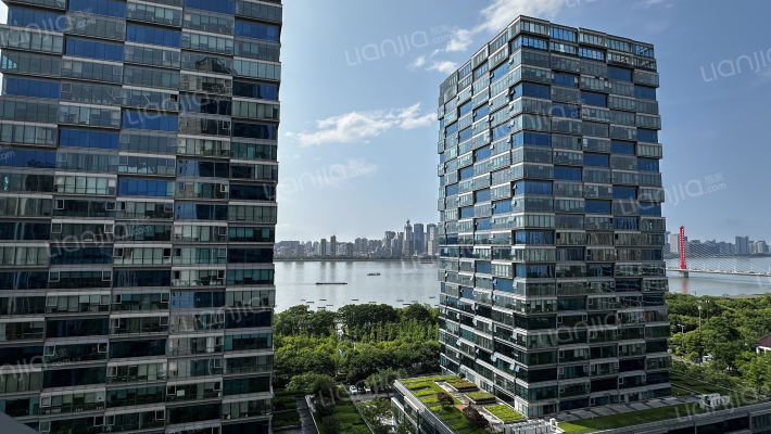 中海寰宇商务中心外景图