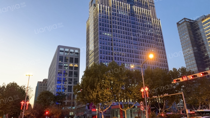 经发大厦外景图