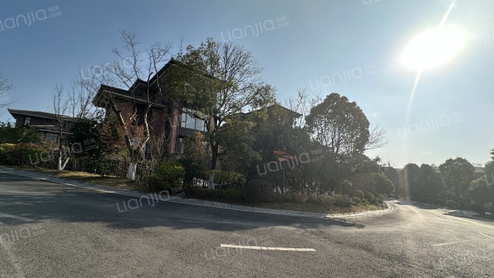 白晶谷ML区外景图