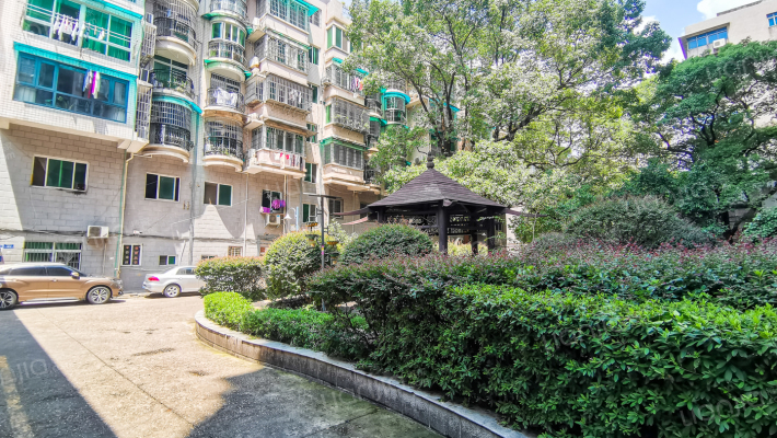 明媚星城外景图