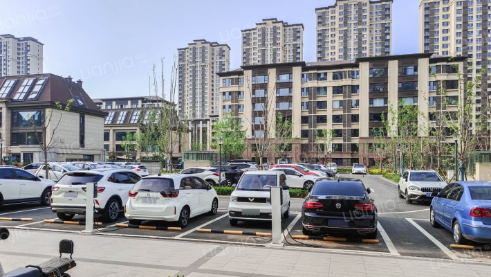 世茂国风雅颂外景图