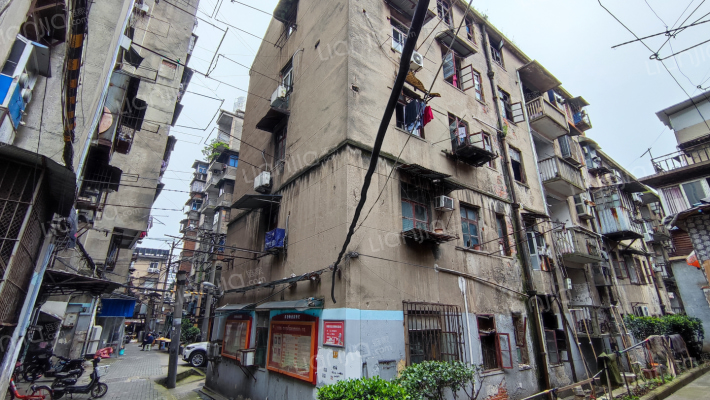 爱国社区外景图