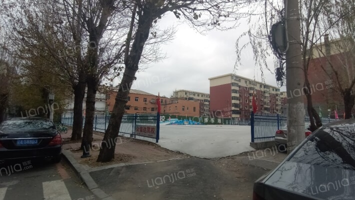 维华小区外景图