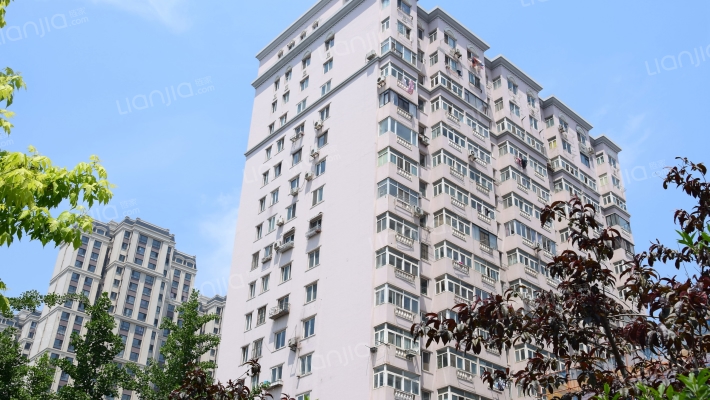 卧龙双厦外景图