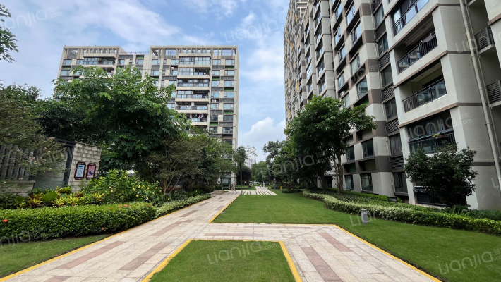 华发未来荟外景图