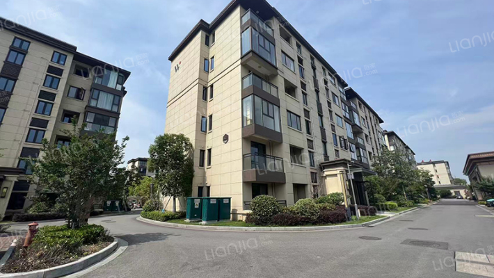 书香河畔外景图