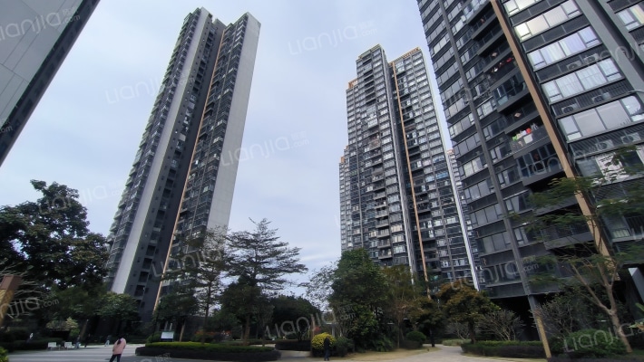 颐安天朗名庭外景图