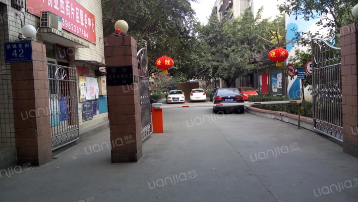 望锦东街42号外景图