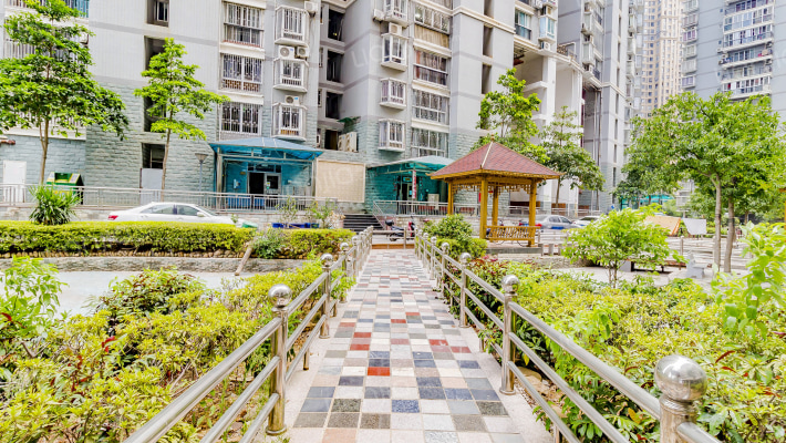 城市之春外景图