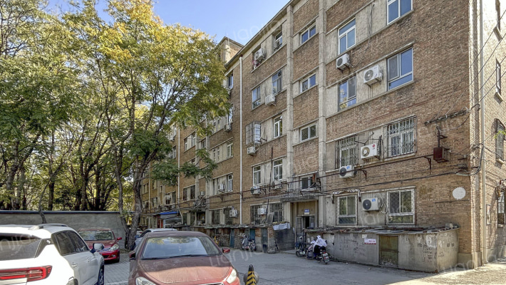 器件所宿舍外景图