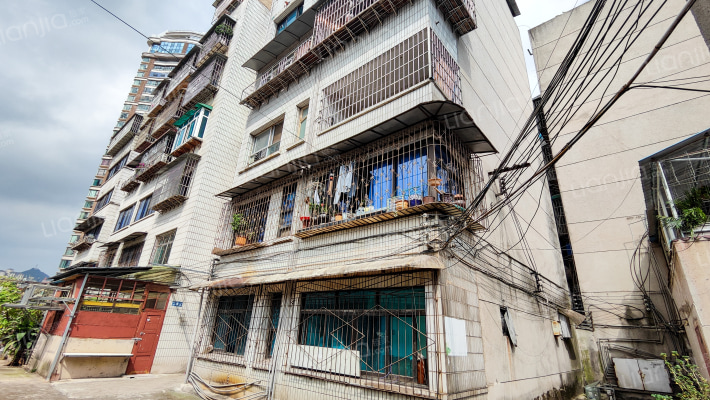 经贸大厦外景图