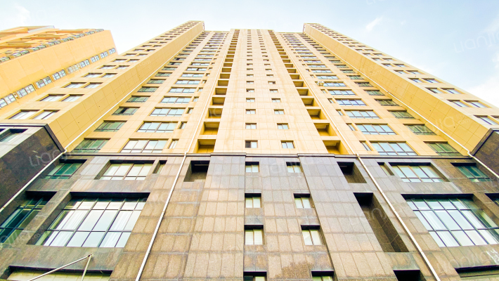 铂金公寓外景图