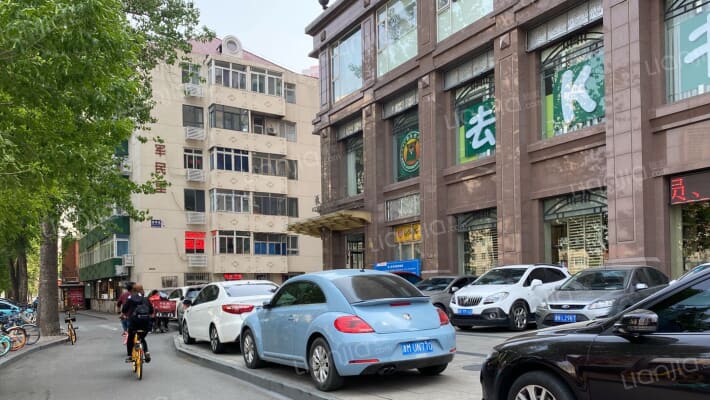 亚太大厦外景图