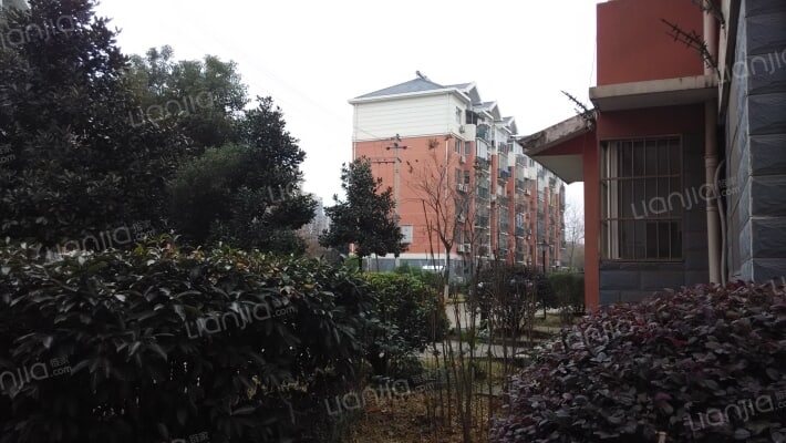 银贡山庄C区外景图