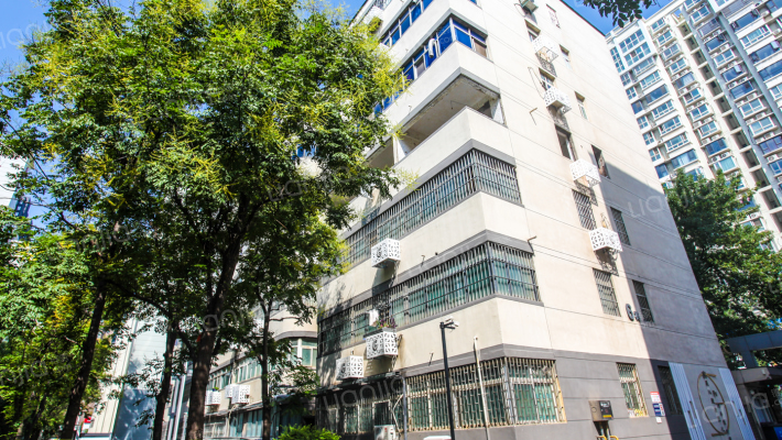 凤鸣小区南院外景图