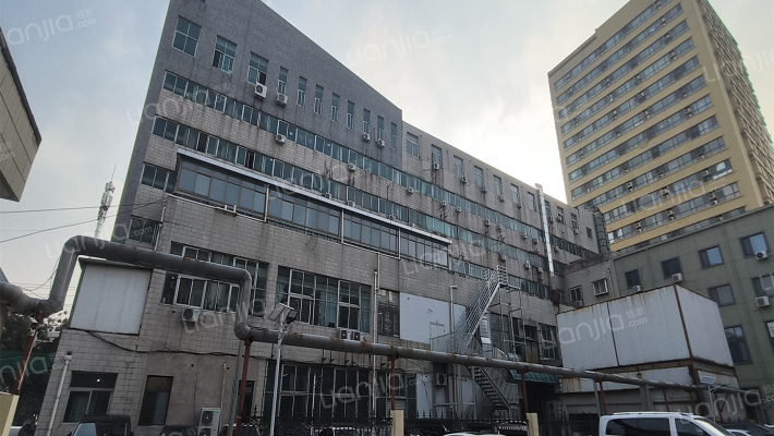 神兴商务楼外景图