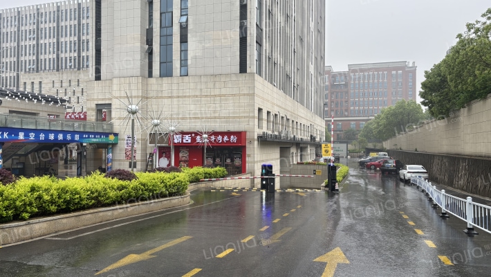 高科商业中心外景图