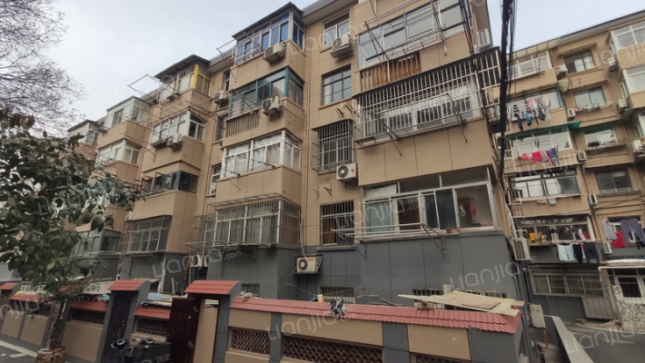 南东瓜市外景图