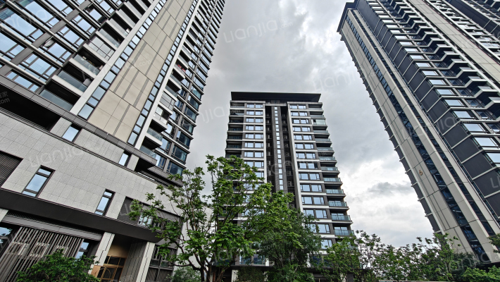 星河江缦外景图