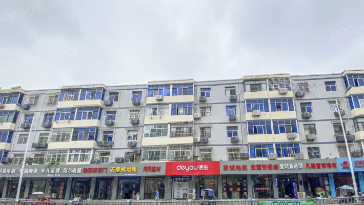 四十埠社区棉织厂楼外景图