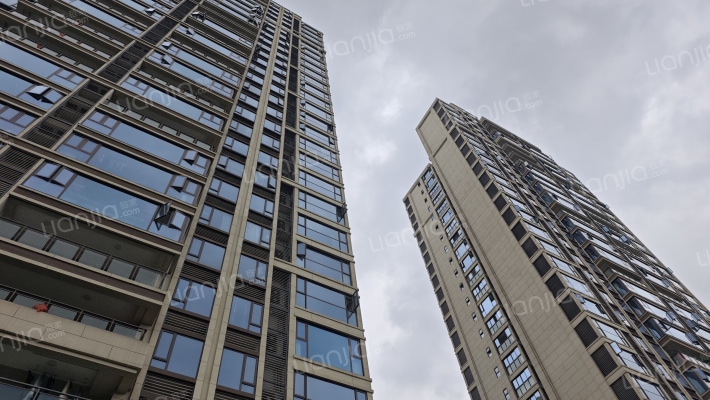 蓝润天府MIC外景图