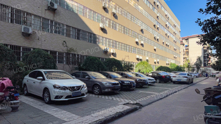 康居小区外景图