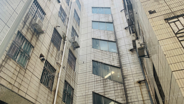 康格斯龙湖新城外景图