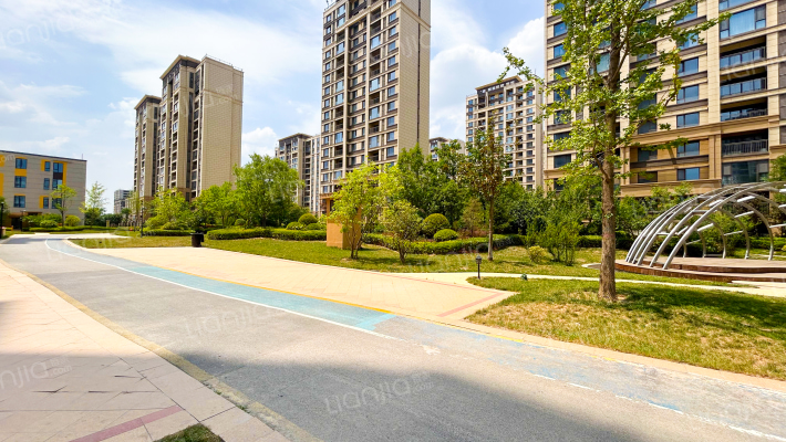 绿地新里格林公馆外景图