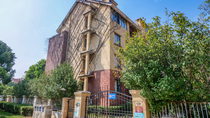 万科四季花城南区外景图